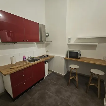 Cosy Louisa Apartment