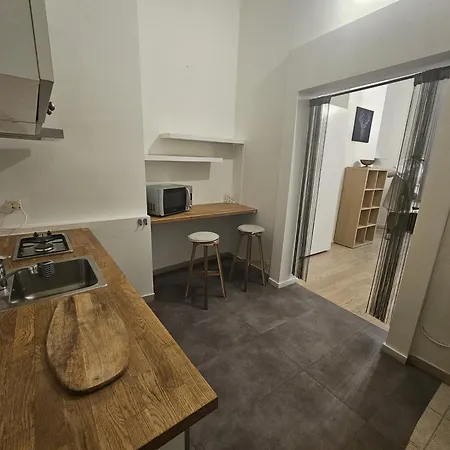 Cosy Louisa Apartment Brussels